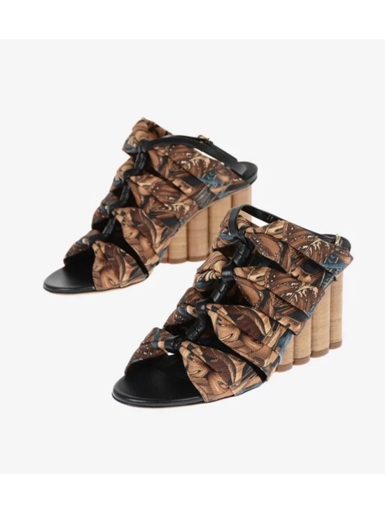 Salvatore Ferragamo Shoes - Salvatore Ferragamo solki sz 8.5 Brown floral Printed Knotted Block Heel Sandals